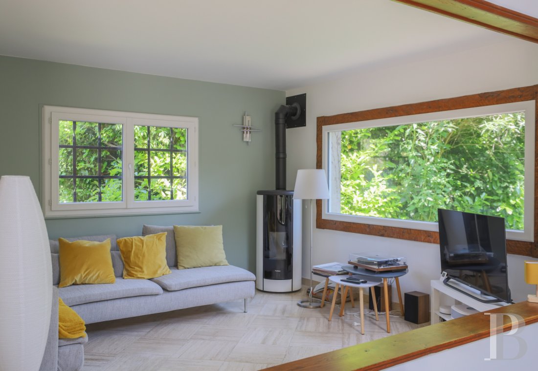 En Normandie, dans le parc régional des Boucles de la Seine, une villa de style anglo-normand - photo  n°16